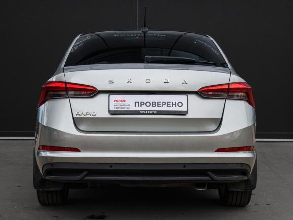 Skoda Rapid II с пробегом 2022 года, цена 1 650 000 рублей, 108062 км, лифтбек, Автокод Объявления