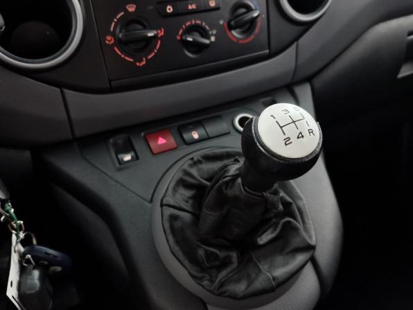Peugeot Partner II с пробегом 2009 года, цена 415 000 рублей, 328580 км, минивэн, Автокод Объявления