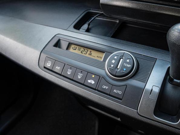 Honda Freed I с пробегом 2010 года, цена 1 050 000 рублей, 192101 км, компактвэн, Автокод Объявления