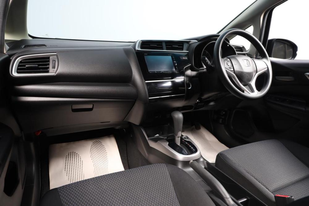 Honda Fit III Рестайлинг Новосибирск  - изображение 9