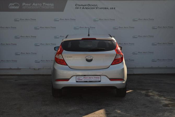 Hyundai Solaris I Рестайлинг с пробегом 2014 года, цена 990 000 рублей, 139750 км, хэтчбек, Автокод Объявления
