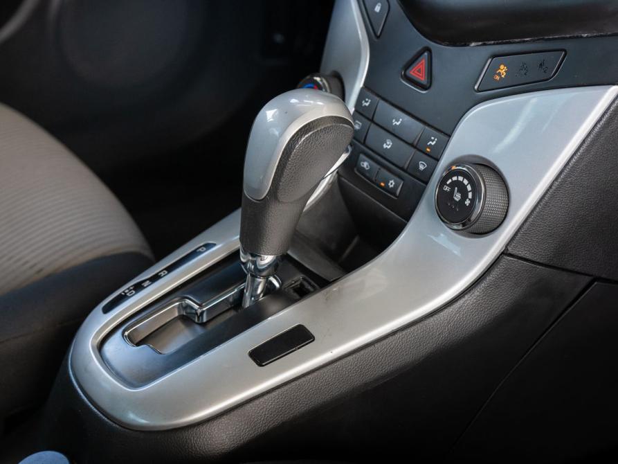 Chevrolet Cruze I Рестайлинг Ростов-на-Дону  - изображение 14