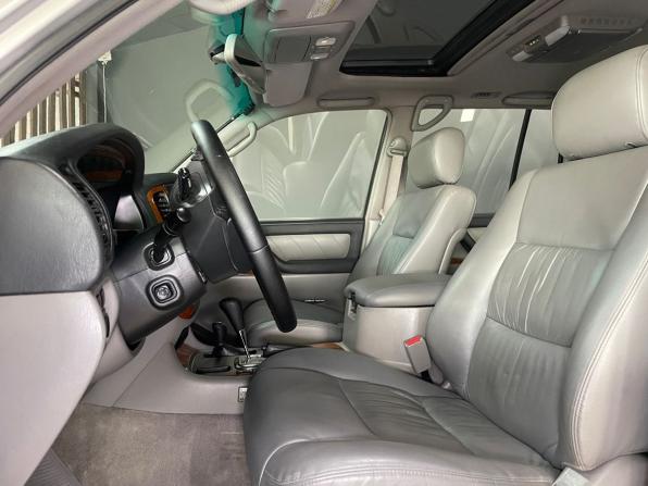 Toyota Land Cruiser 100 Series Рестайлинг 2 с пробегом 2006 года, цена 2 655 000 рублей, 399786 км, внедорожник, Автокод Объявления