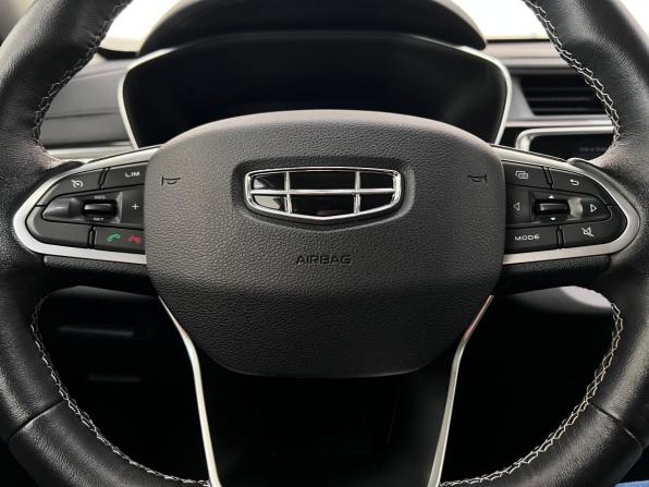 Geely Atlas Pro с пробегом 2022 года, цена 1 900 000 рублей, 45850 км, внедорожник, Автокод Объявления