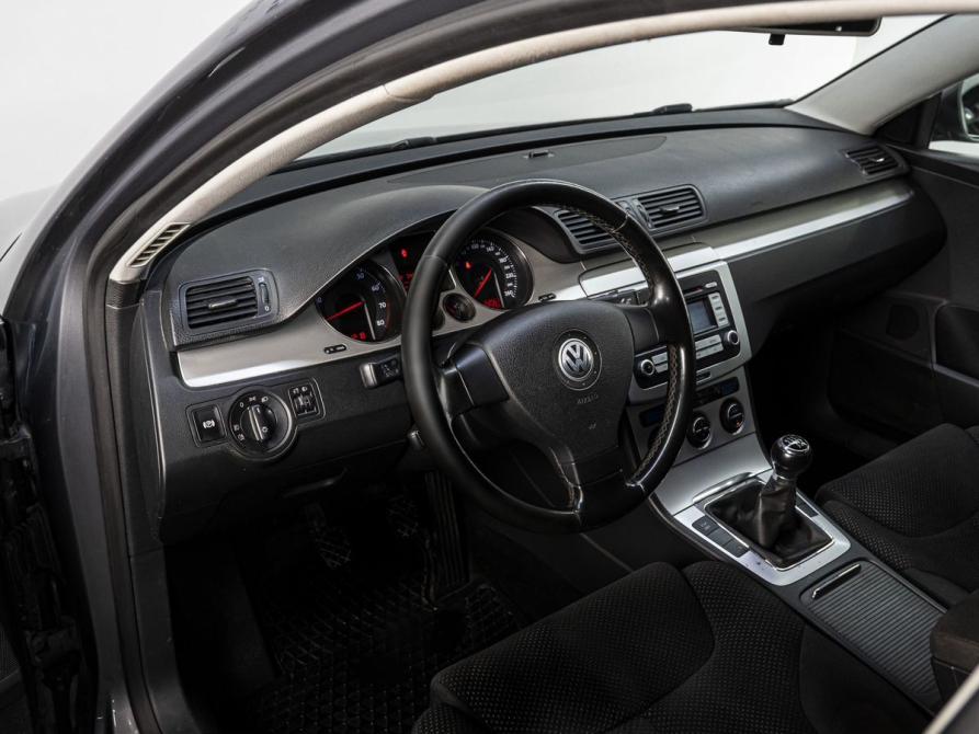 Volkswagen Passat B6 Тюмень  - изображение 10