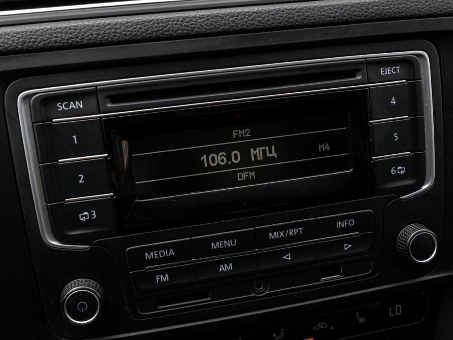 Volkswagen Jetta VI Рестайлинг Краснодар  - изображение 12
