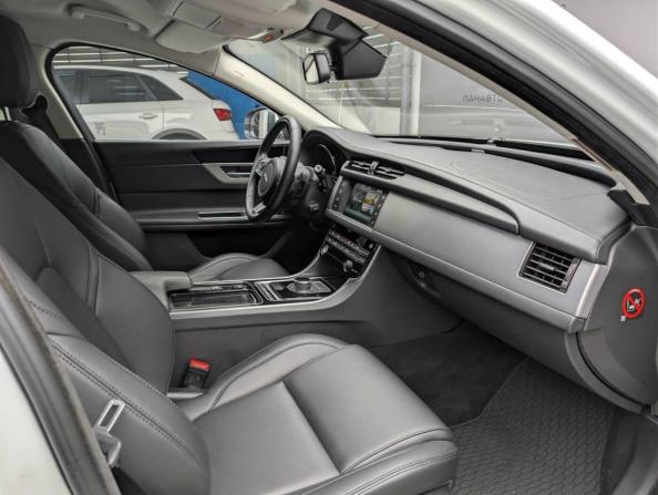 Jaguar XF II с пробегом 2016 года, цена 1 719 000 рублей, 127079 км, седан, Автокод Объявления