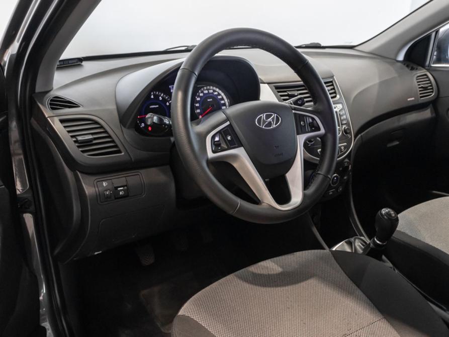 Hyundai Solaris I Казань  - изображение 5