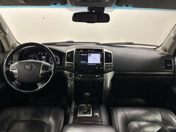 Toyota Land Cruiser 200 Series Рестайлинг 1 с пробегом 2012 года, цена 3 449 000 рублей, 212852 км, внедорожник, Автокод Объявления