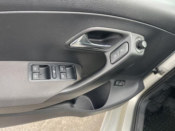 Volkswagen Polo V с пробегом 2012 года, цена 725 000 рублей, 126300 км, седан, Автокод Объявления