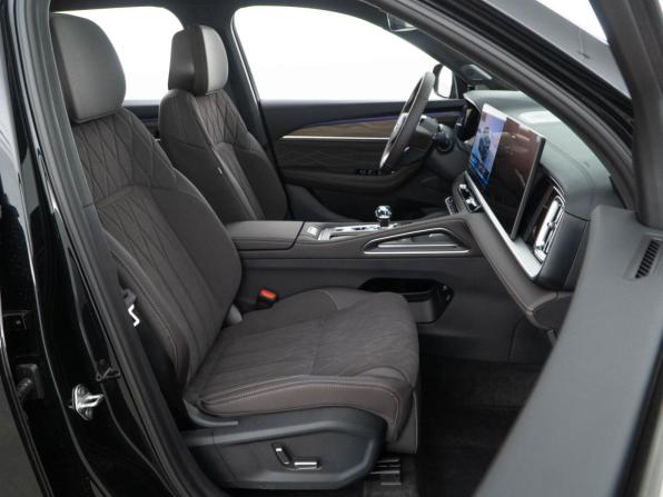 Geely Monjaro I Рестайлинг 2 с пробегом 2025 года, цена 4 172 434 рубля, 14 км, внедорожник, Автокод Объявления