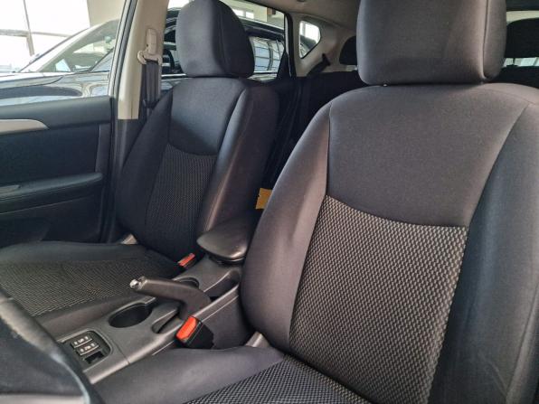 Nissan Tiida II с пробегом 2015 года, цена 950 000 рублей, 139710 км, хэтчбек, Автокод Объявления