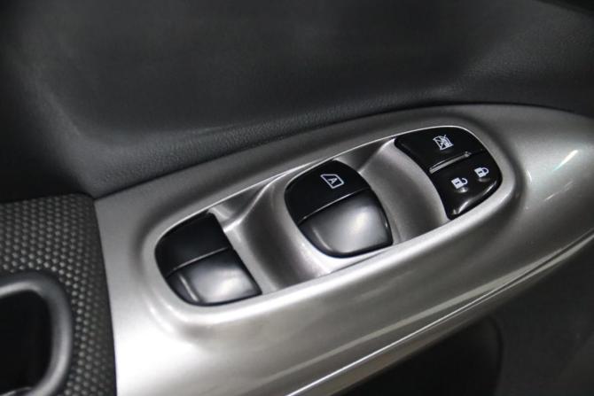 Nissan Juke I с пробегом 2014 года, цена 1 085 850 рублей, 229792 км, внедорожник, Автокод Объявления