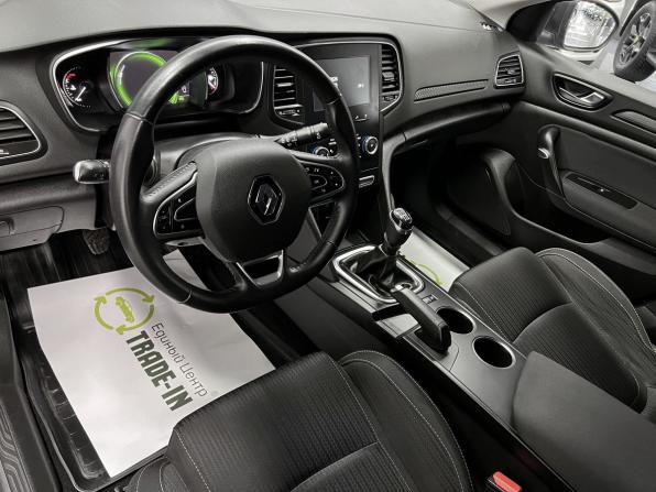Renault Megane IV с пробегом 2018 года, цена 1 220 000 рублей, 177060 км, универсал, Автокод Объявления