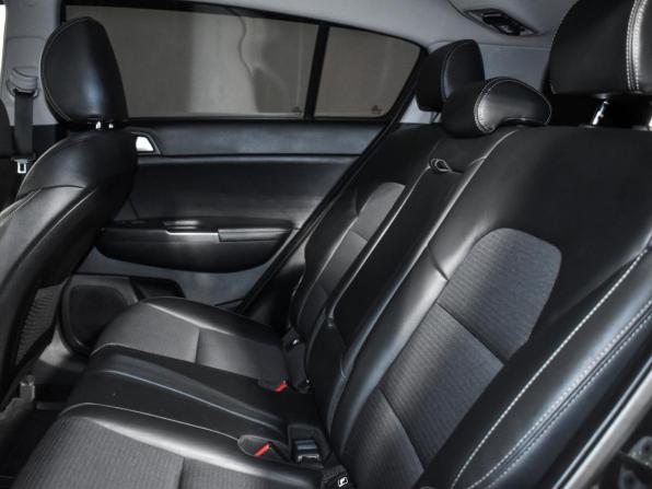 Kia Sportage IV с пробегом 2018 года, цена 1 763 000 рублей, 112359 км, внедорожник, Автокод Объявления