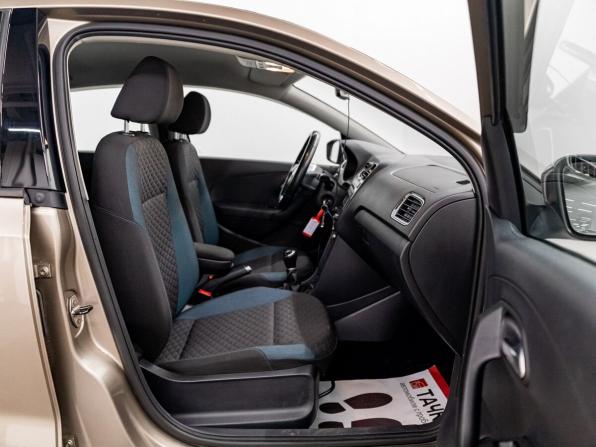 Volkswagen Polo V Рестайлинг с пробегом 2020 года, цена 1 050 000 рублей, 104060 км, седан, Автокод Объявления
