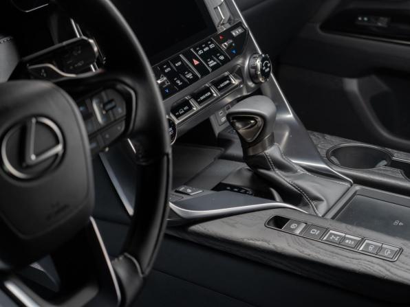 Новый Lexus LX IV 2025 года, цена 35 490 000 рублей, внедорожник, Автокод Объявления
