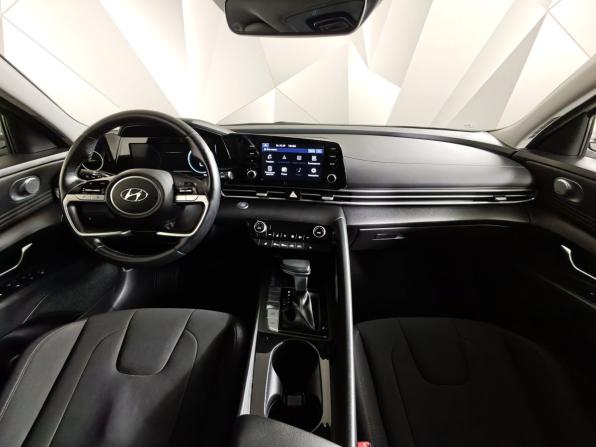Hyundai Elantra VII (CN7) с пробегом 2022 года, цена 2 065 000 рублей, 92560 км, седан, Автокод Объявления