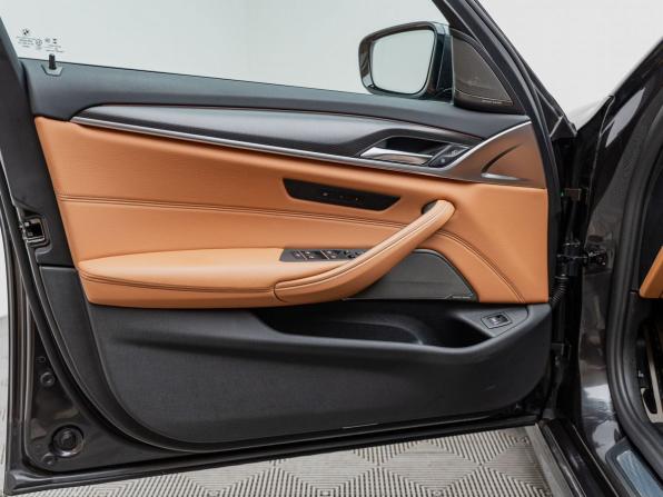 BMW 5 серии VII (G30/G31/G38) Рестайлинг с пробегом 2020 года, цена 5 600 000 рублей, 43960 км, седан, Автокод Объявления