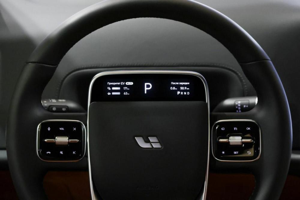 Li Auto (Lixiang) L9 I Рестайлинг Москва  - изображение 17