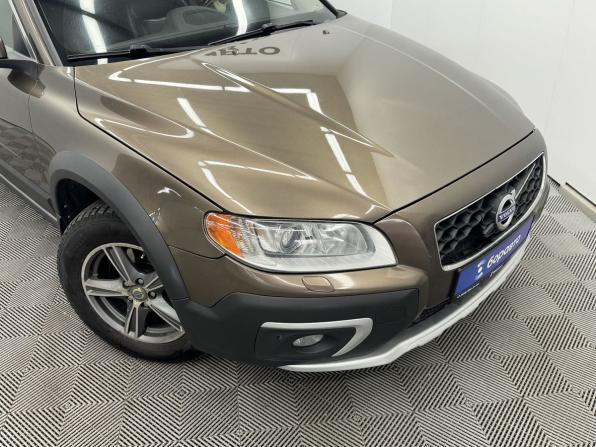 Volvo XC70 II Рестайлинг с пробегом 2013 года, цена 1 670 000 рублей, 264270 км, универсал, Автокод Объявления