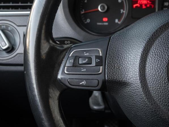 Volkswagen Polo V с пробегом 2012 года, цена 750 000 рублей, 220864 км, седан, Автокод Объявления
