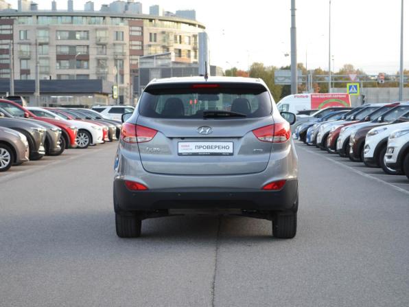 Hyundai ix35 I Рестайлинг с пробегом 2015 года, цена 1 299 000 рублей, 121322 км, внедорожник, Автокод Объявления