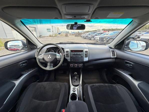 Mitsubishi Outlander II Рестайлинг с пробегом 2011 года, цена 795 000 рублей, 294000 км, внедорожник, Автокод Объявления