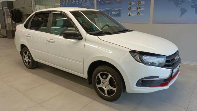 Lada (ВАЗ) Granta I Рестайлинг с пробегом 2024 года, цена 699 000 рублей, 71203 км, седан, Автокод Объявления