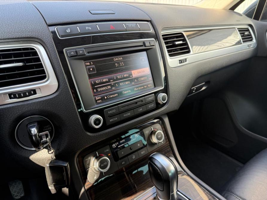 Volkswagen Touareg II Рестайлинг Курган  - изображение 14