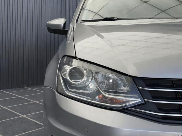 Volkswagen Polo V Рестайлинг с пробегом 2019 года, цена 1 487 000 рублей, 149298 км, седан, Автокод Объявления