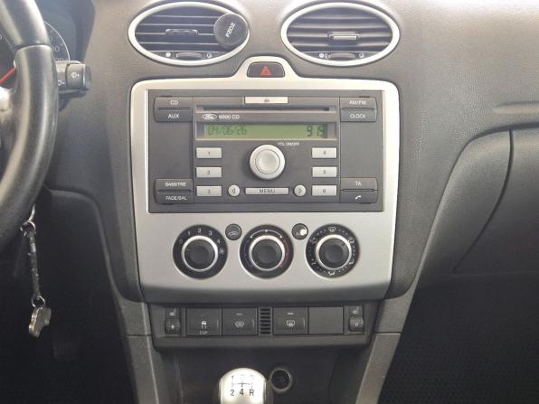 Ford Focus II с пробегом 2005 года, цена 299 000 рублей, 246642 км, седан, Автокод Объявления