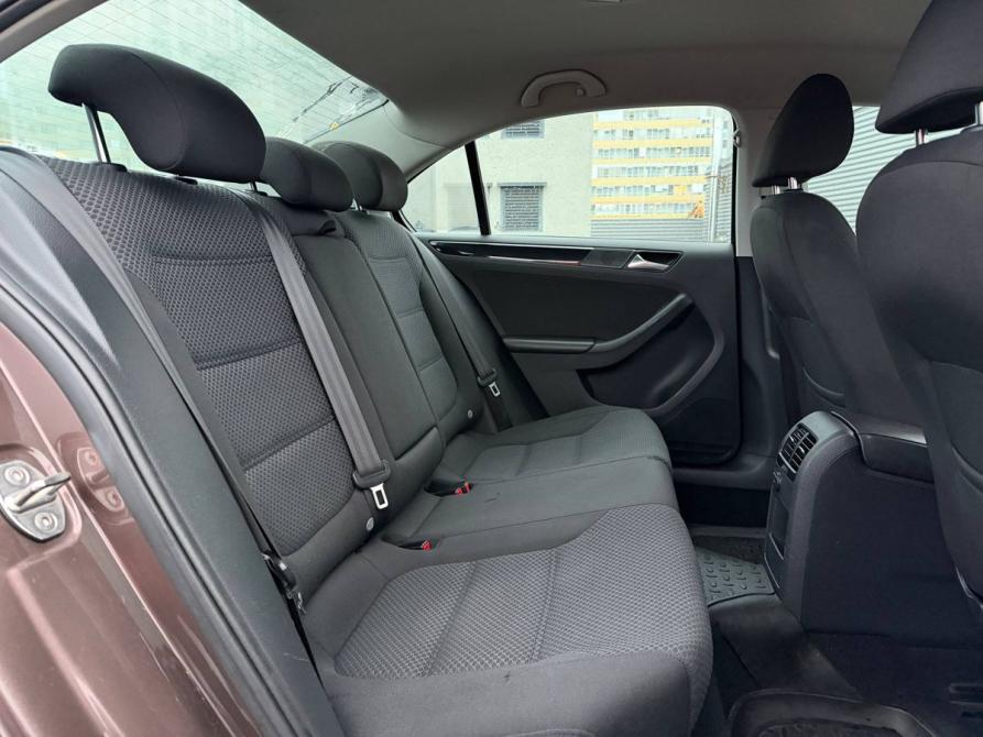 Volkswagen Jetta VI Рестайлинг Санкт-Петербург  - изображение 18