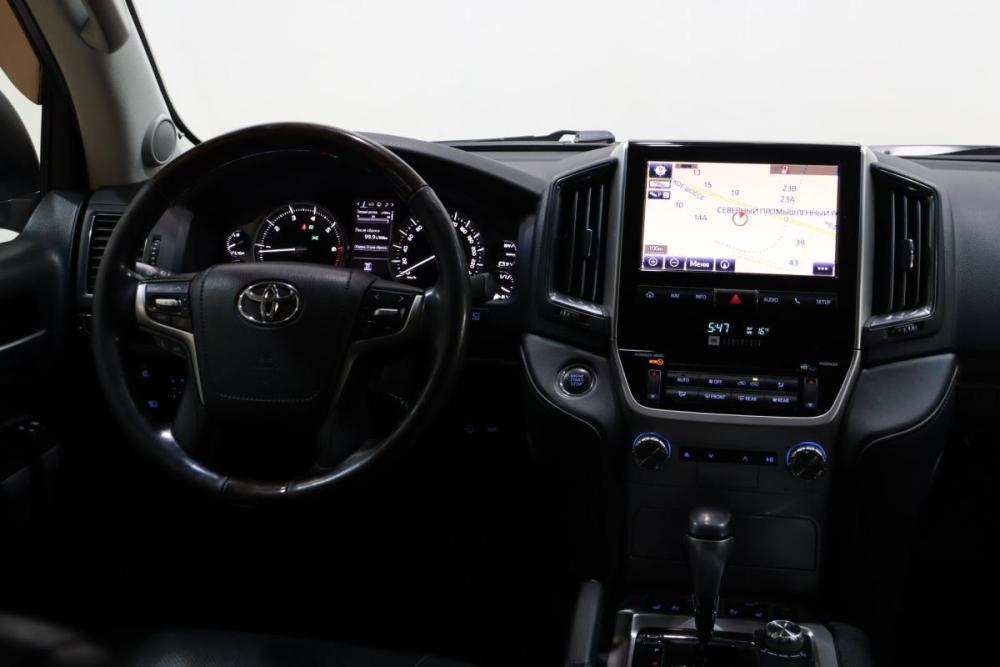 Toyota Land Cruiser 200 Series Рестайлинг 2 Сургут  - изображение 24