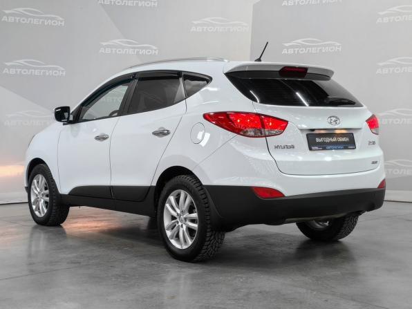 Hyundai ix35 I с пробегом 2011 года, цена 1 500 000 рублей, 167000 км, внедорожник, Автокод Объявления