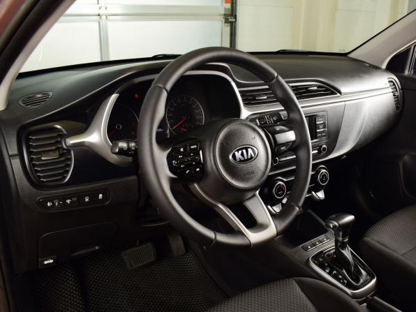 Kia Rio IV Рестайлинг с пробегом 2020 года, цена 1 664 995 рублей, 62558 км, седан, Автокод Объявления