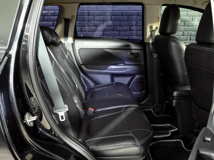 Mitsubishi Outlander III Рестайлинг Екатеринбург  - изображение 17