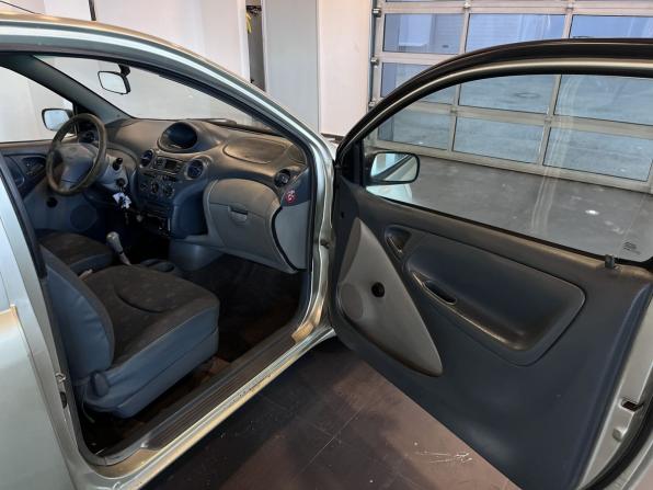 Toyota Yaris I с пробегом 2002 года, цена 181 000 рублей, 500513 км, хэтчбек, Автокод Объявления