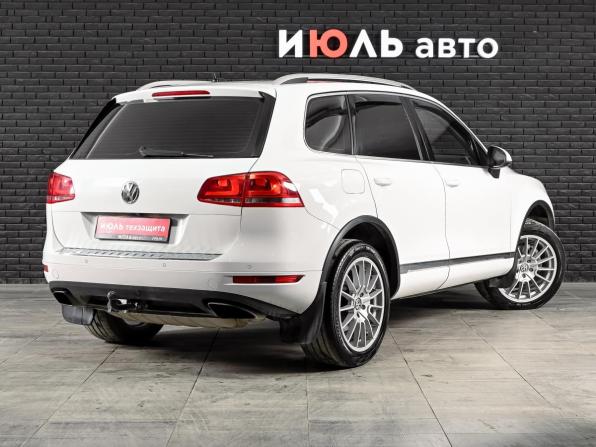 Volkswagen Touareg II с пробегом 2013 года, цена 1 990 000 рублей, 234300 км, внедорожник, Автокод Объявления