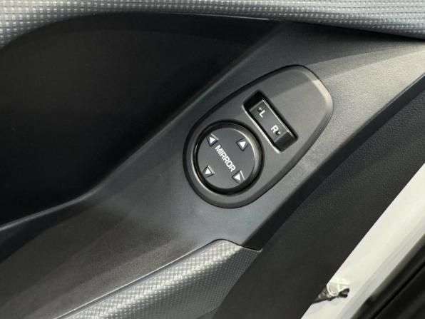 Hyundai Creta I Рестайлинг с пробегом 2021 года, цена 2 270 000 рублей, 51147 км, внедорожник, Автокод Объявления
