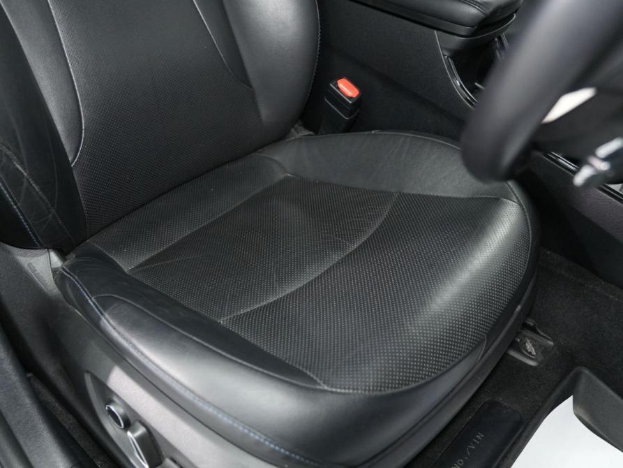 Toyota Prius IV (XW50) Новосибирск  - изображение 26