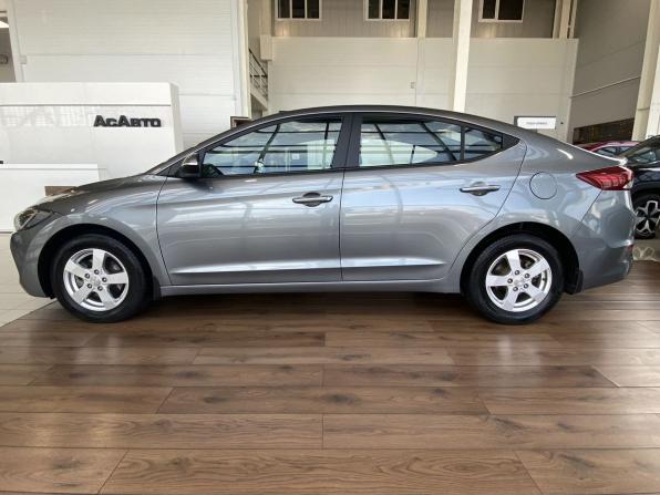 Hyundai Elantra VI (AD) с пробегом 2018 года, цена 1 395 000 рублей, 127897 км, седан, Автокод Объявления