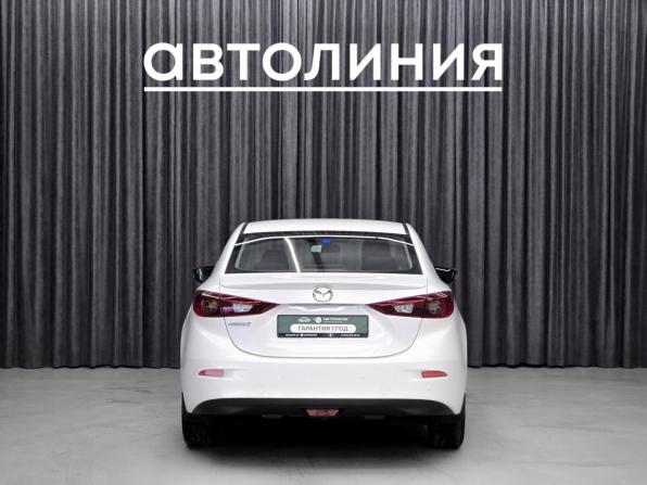 Mazda 3 III (BM) с пробегом 2014 года, цена 1 299 000 рублей, 120000 км, седан, Автокод Объявления