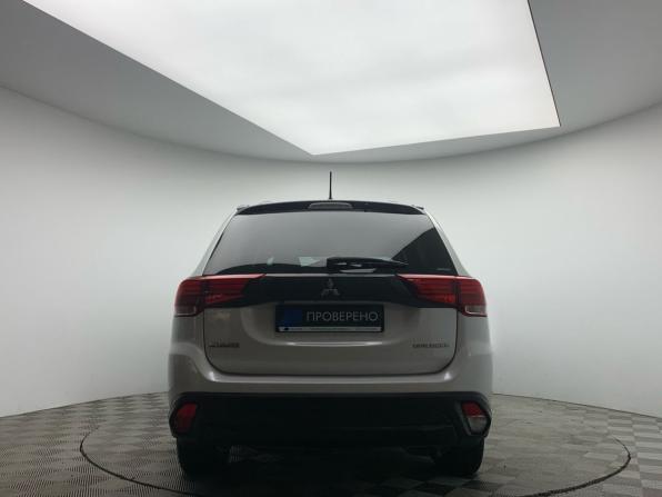 Mitsubishi Outlander III Рестайлинг 2 с пробегом 2016 года, цена 1 649 000 рублей, 117085 км, внедорожник, Автокод Объявления