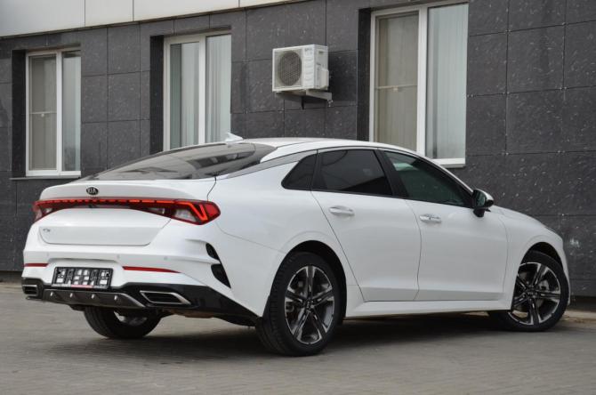 Kia K5 III с пробегом 2021 года, цена 2 918 900 рублей, 42131 км, седан, Автокод Объявления