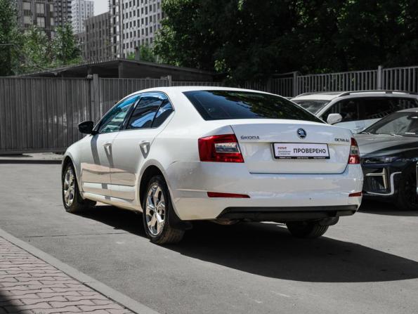 Skoda Octavia III (A7) с пробегом 2016 года, цена 1 400 000 рублей, 160021 км, лифтбек, Автокод Объявления