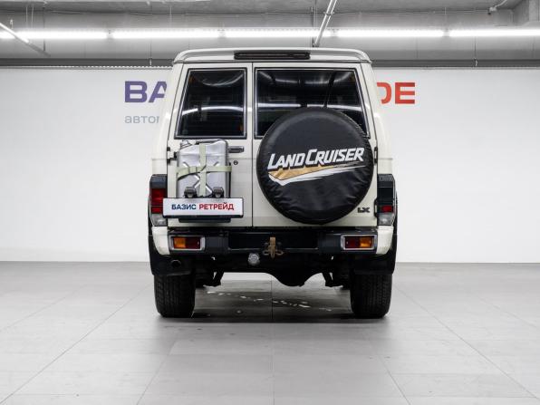Toyota Land Cruiser 70 Series Рестайлинг 1 с пробегом 2021 года, цена 6 799 000 рублей, 12621 км, внедорожник, Автокод Объявления
