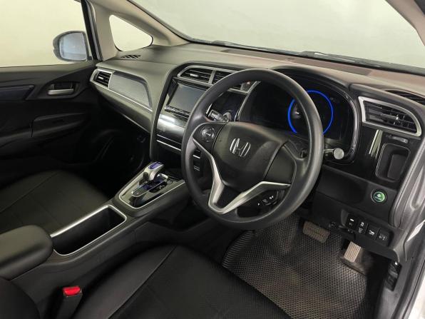 Honda Shuttle II с пробегом 2017 года, цена 1 329 000 рублей, 139510 км, универсал, Автокод Объявления