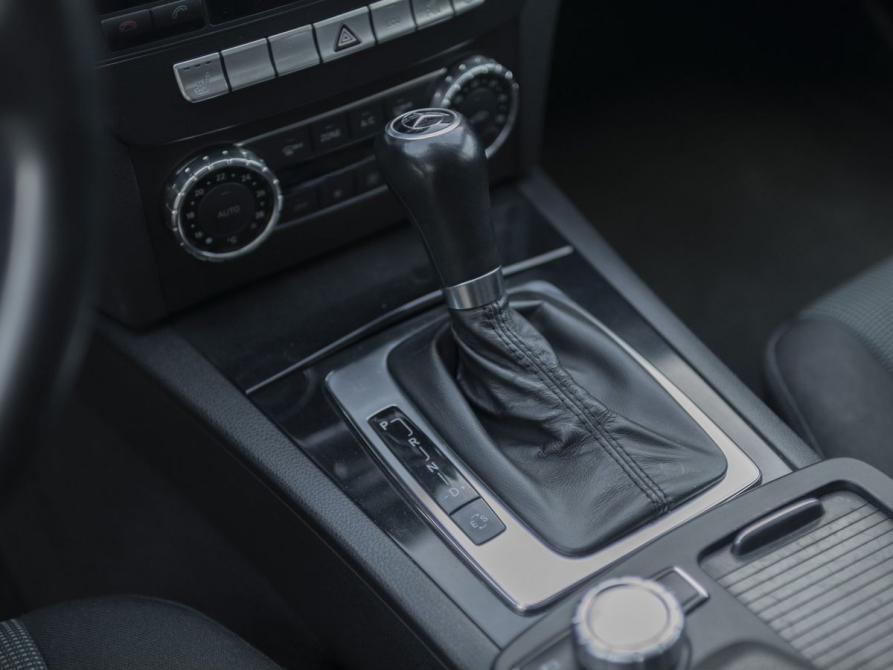 Mercedes-Benz C-Класс III (W204) Рестайлинг Курган  - изображение 18