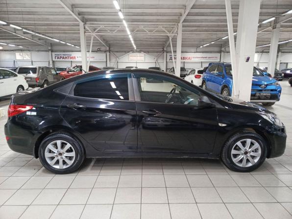 Hyundai Solaris I с пробегом 2014 года, цена 585 000 рублей, 211279 км, седан, Автокод Объявления